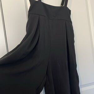 Halara High waisted wide leg pants with suspenders